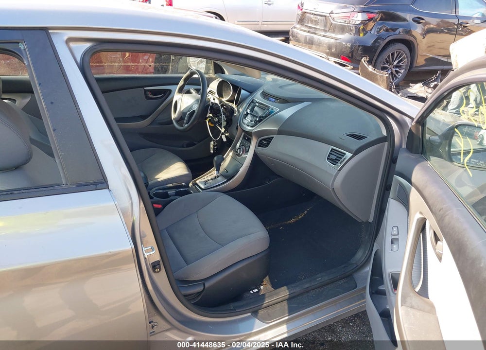 2013 HYUNDAI ELANTRA VIN: KMHDH4AE6DU926957