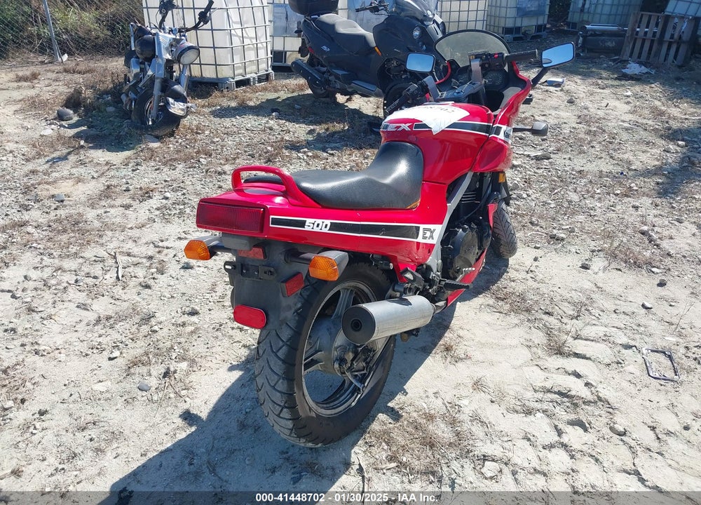 1987 KAWASAKI EX500 VIN: JKAEXVA14HA006924