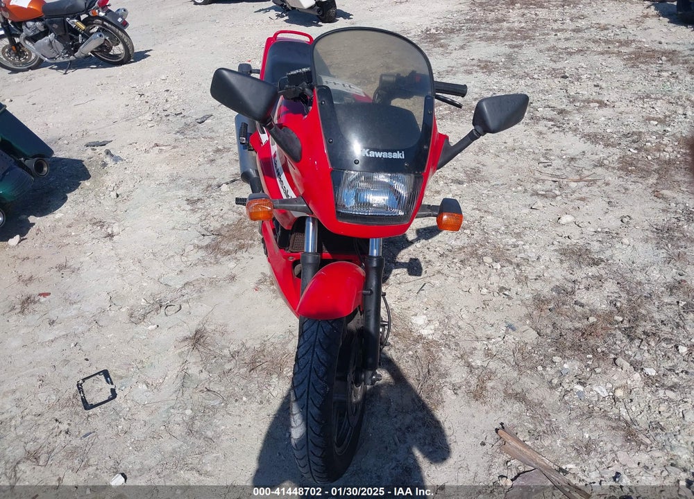 1987 KAWASAKI EX500 VIN: JKAEXVA14HA006924