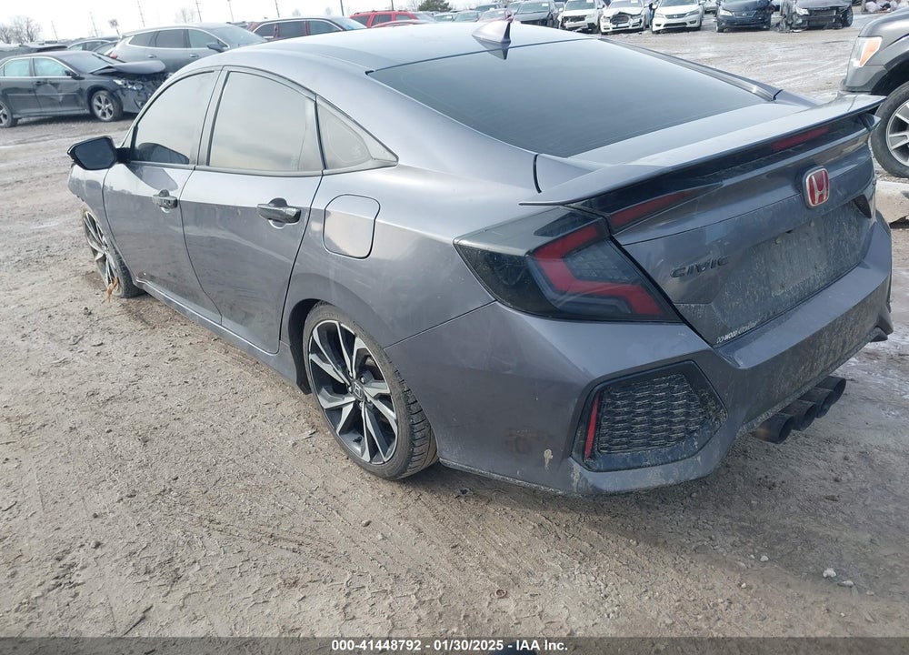 2018 HONDA CIVIC VIN: 2HGFC1E59JH710153