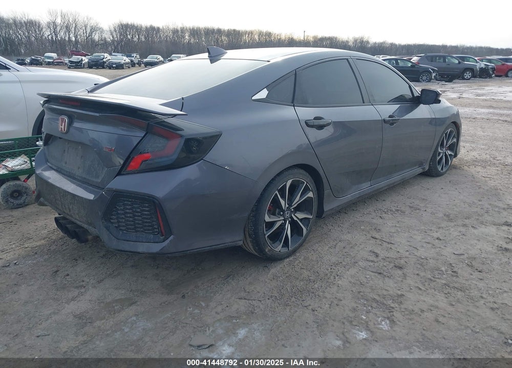 2018 HONDA CIVIC VIN: 2HGFC1E59JH710153