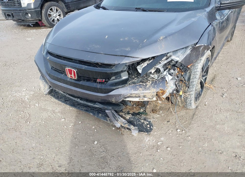2018 HONDA CIVIC VIN: 2HGFC1E59JH710153