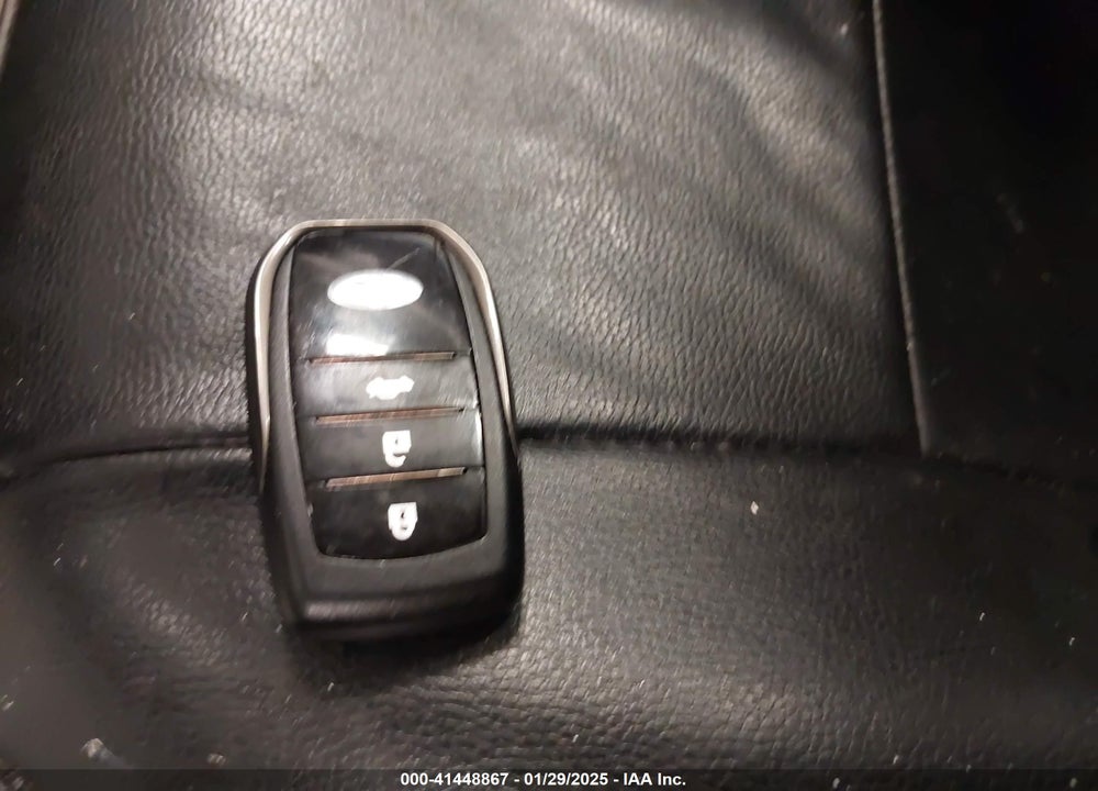 2009 TOYOTA COROLLA LE VIN: JTDBL40E79J017582