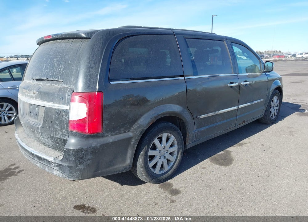 2011 CHRYSLER TOWN & COUNTRY TOURING-L VIN: 2A4RR8DG5BR704183