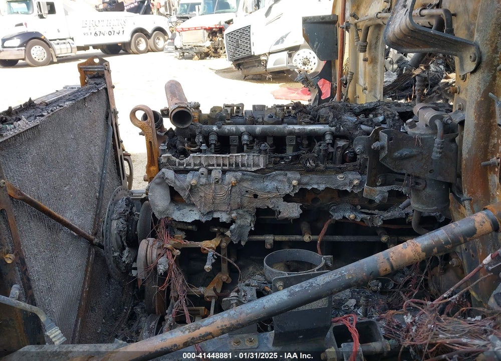 2020 VOLVO VNR VIN: 4V4WC9EHXLN234680