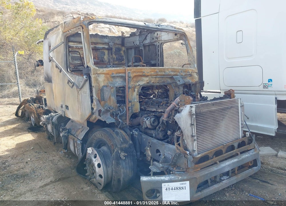 2020 VOLVO VNR VIN: 4V4WC9EHXLN234680