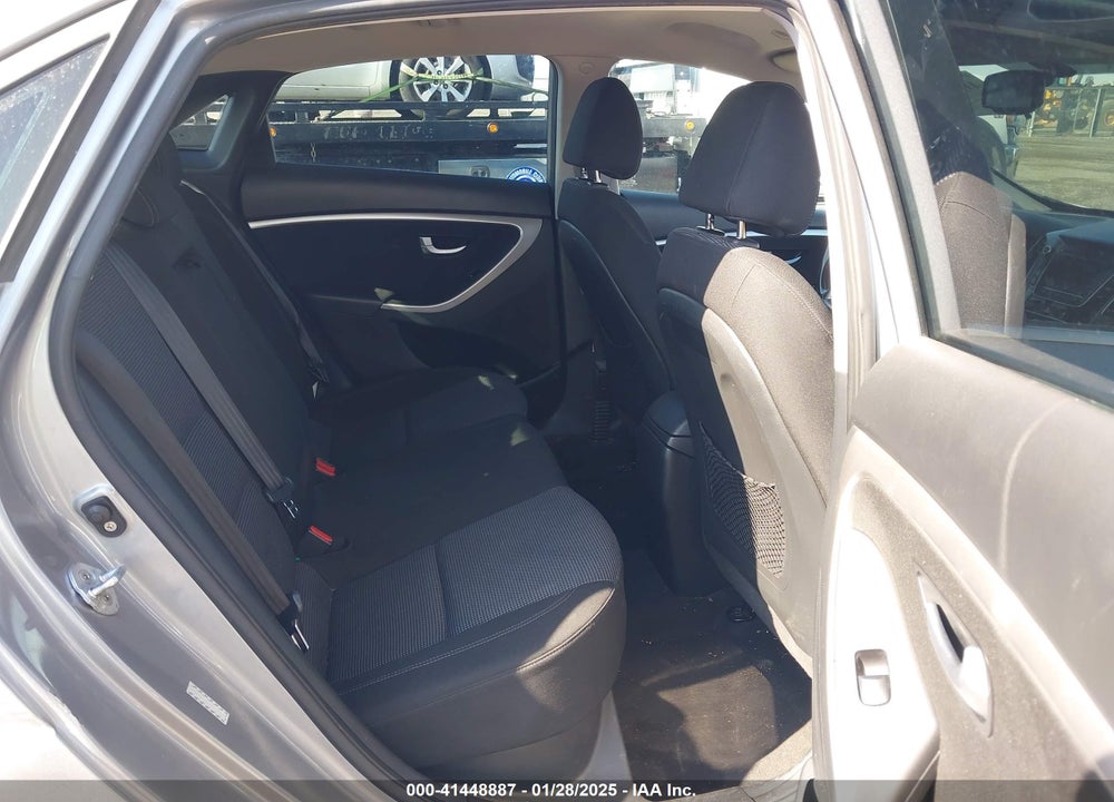 2016 HYUNDAI ELANTRA GT VIN: KMHD35LH9GU254960