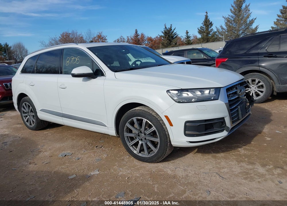 2017 AUDI Q7 3.0T PREMIUM VIN: WA1LAAF76HD052820