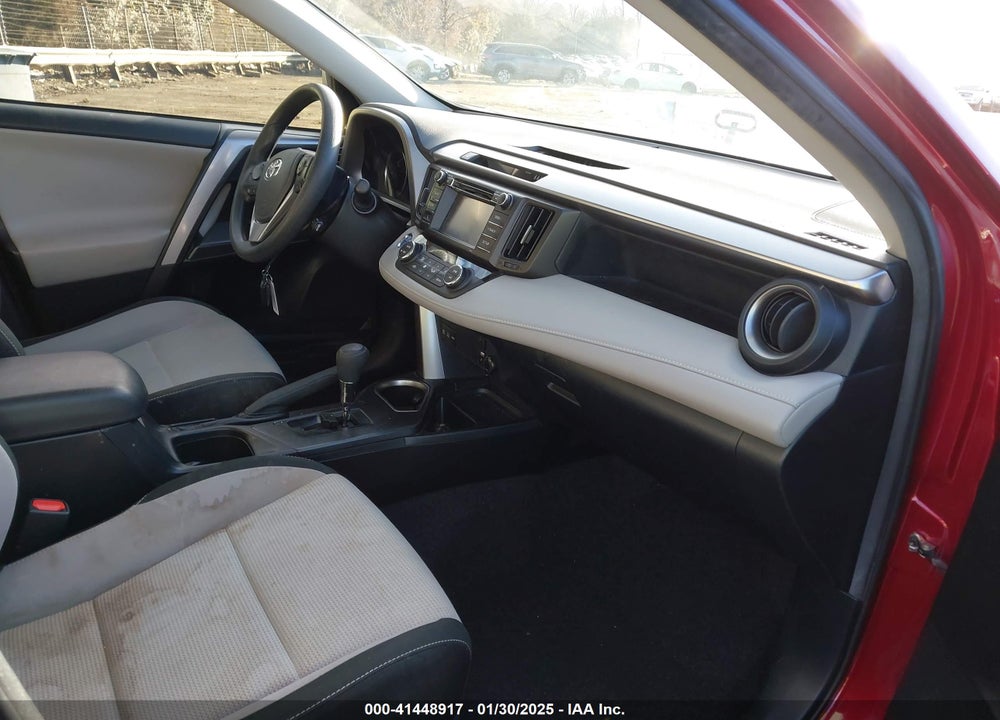2018 TOYOTA RAV4 HYBRID LE VIN: JTMRJREV2JD181383