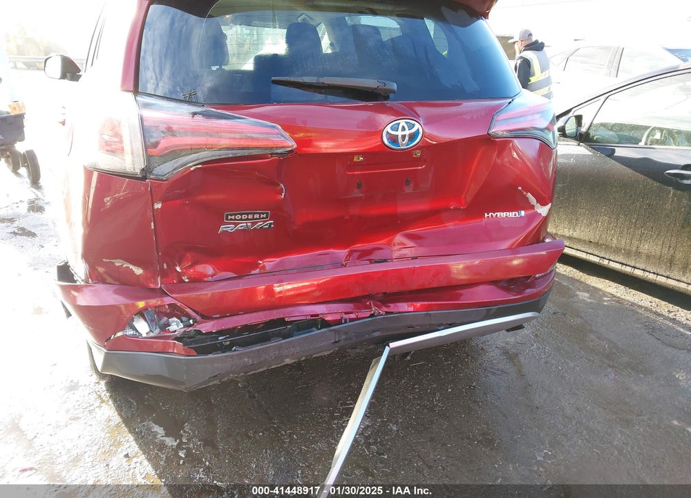 2018 TOYOTA RAV4 HYBRID LE VIN: JTMRJREV2JD181383