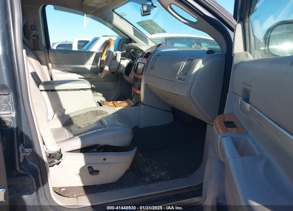 2008 CHRYSLER ASPEN LIMITED VIN: 1A8HX58268F154666