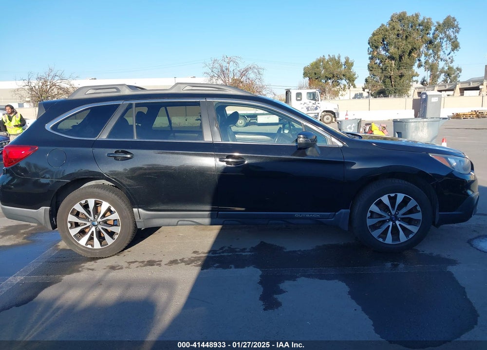 2015 SUBARU OUTBACK 3.6R LIMITED VIN: 4S4BSENCXF3336101