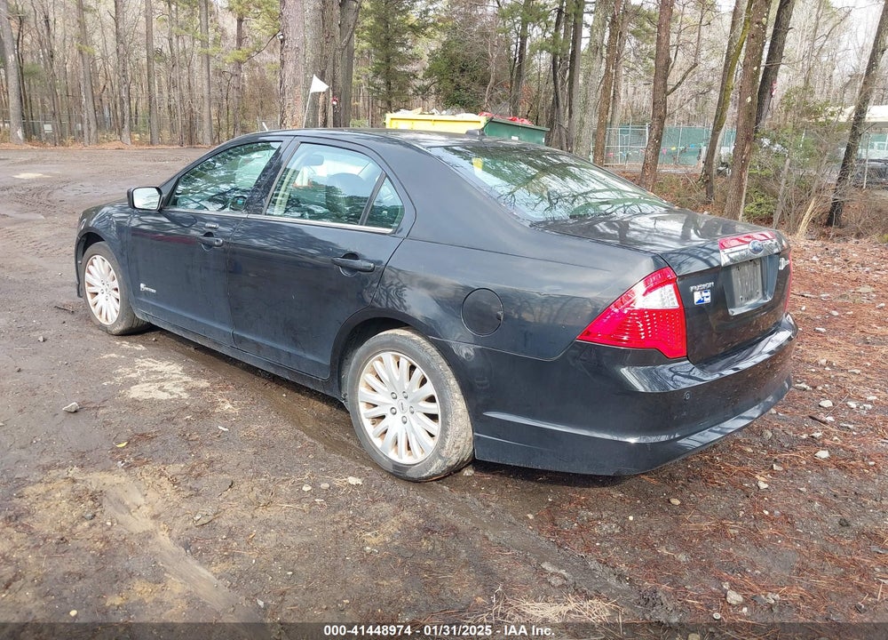 2010 FORD FUSION VIN: 3FADP0L3XAR256740