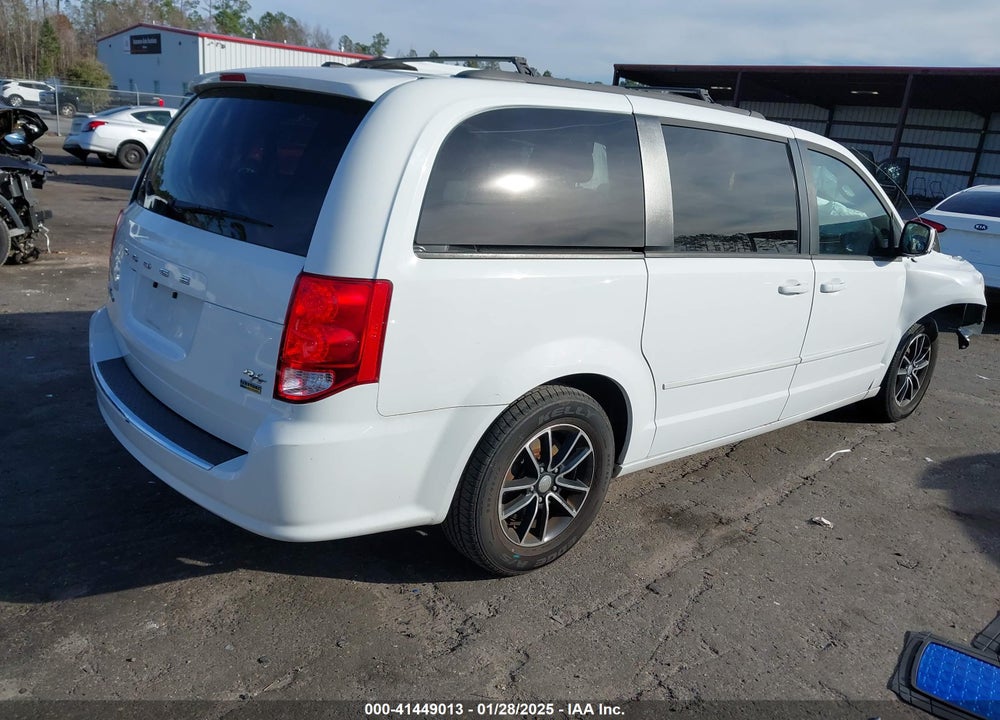2016 DODGE GRAND CARAVAN R/T VIN: 2C4RDGEG3GR328829