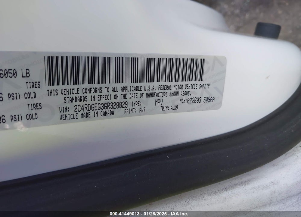 2016 DODGE GRAND CARAVAN R/T VIN: 2C4RDGEG3GR328829