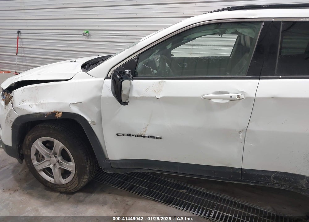 2024 JEEP COMPASS LATITUDE 4X4 VIN: 3C4NJDBN1RT606233