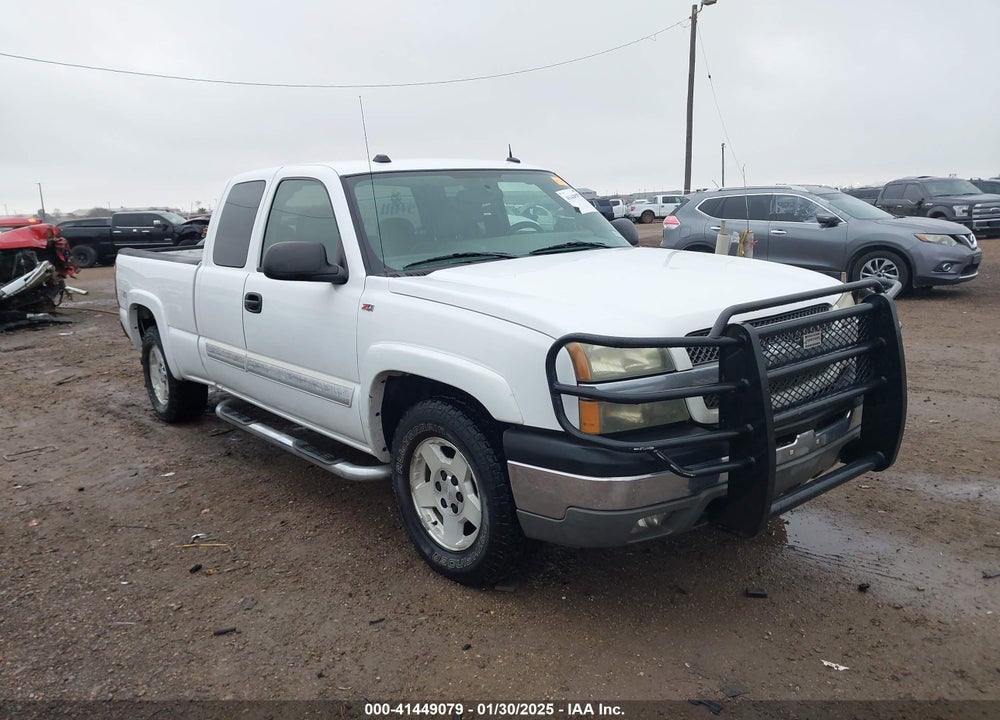 2004 CHEVROLET SILVERADO 1500 Z71 VIN: 1GCEK19T94E112663