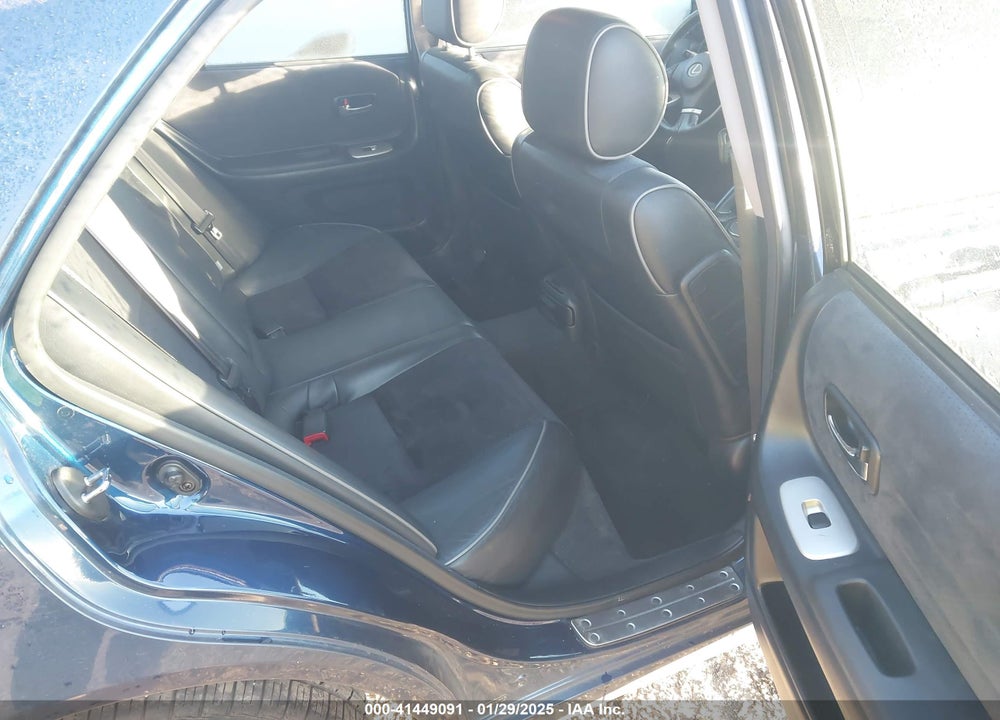 2004 LEXUS IS 300 BASE W/5-SPEED MANUAL VIN: JTHBD192140087175