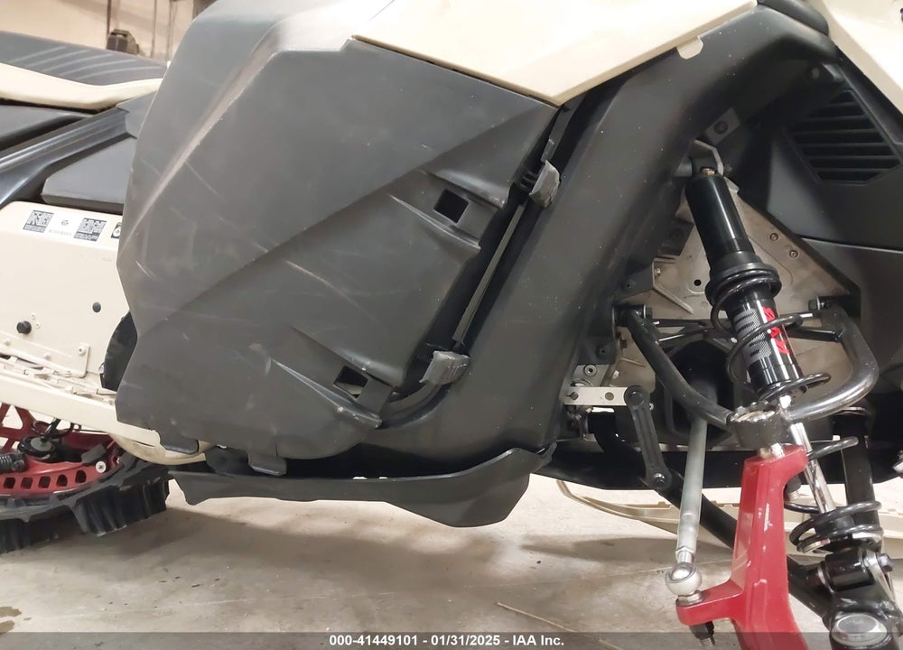 2024 SKI DOO RENEGADE VIN: 2BPSTNRR2RV000087