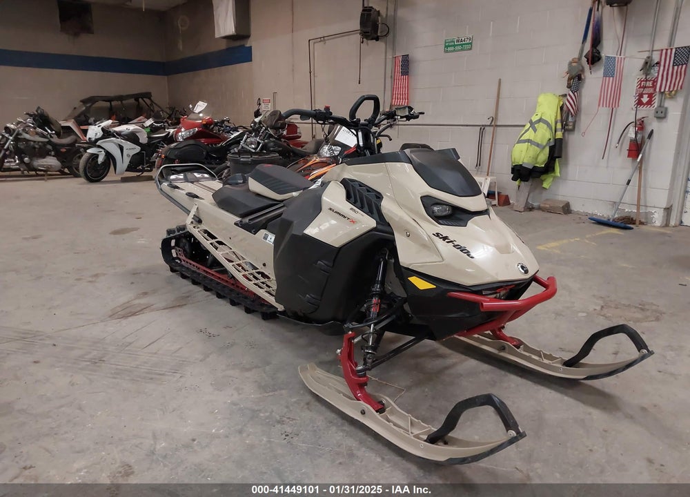 2024 SKI DOO RENEGADE VIN: 2BPSTNRR2RV000087