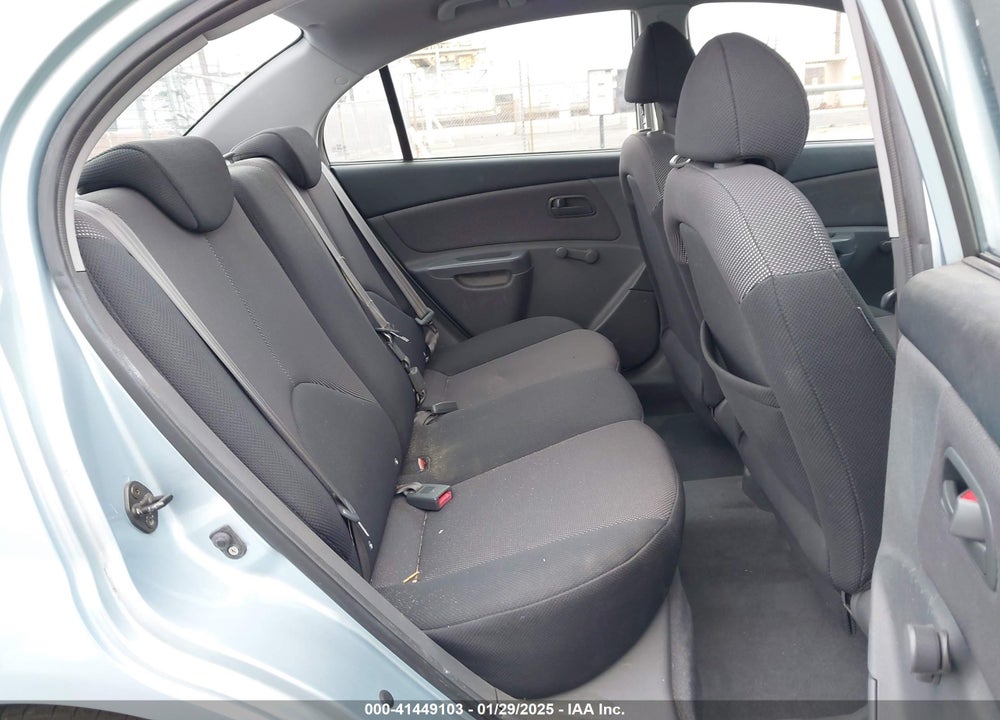 2006 KIA RIO VIN: KNADE123X66066395