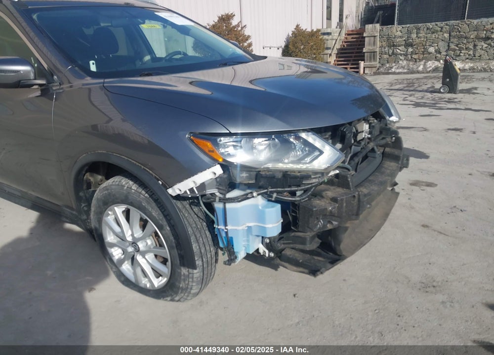 2018 NISSAN ROGUE VIN: 5N1AT2MV9JC771761