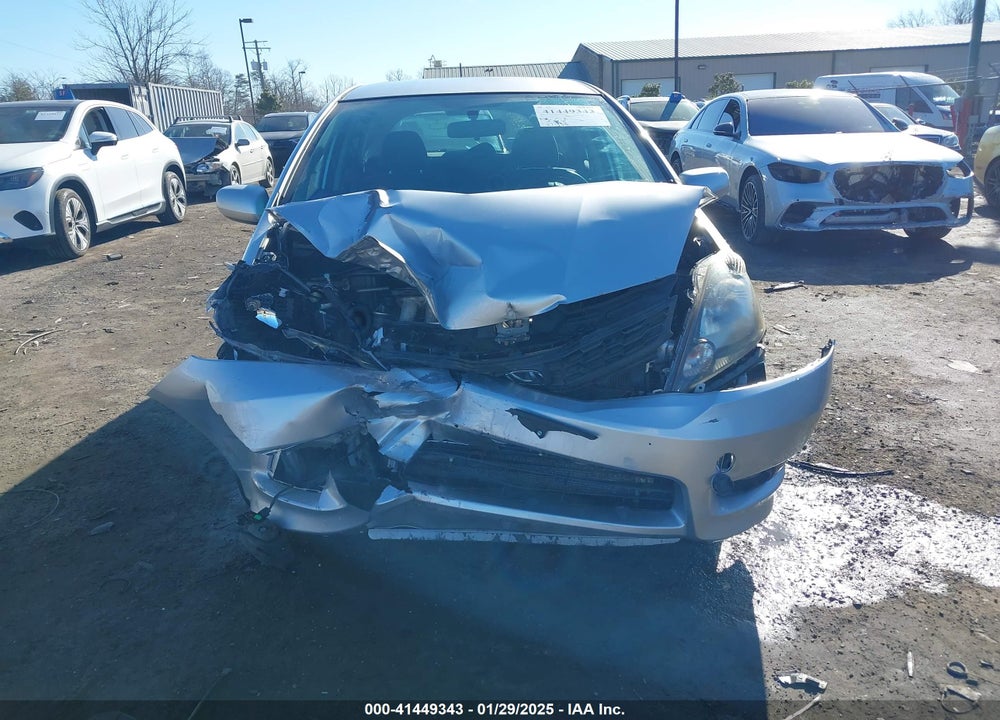 2013 HONDA FIT VIN: JHMGE8H51DC038449