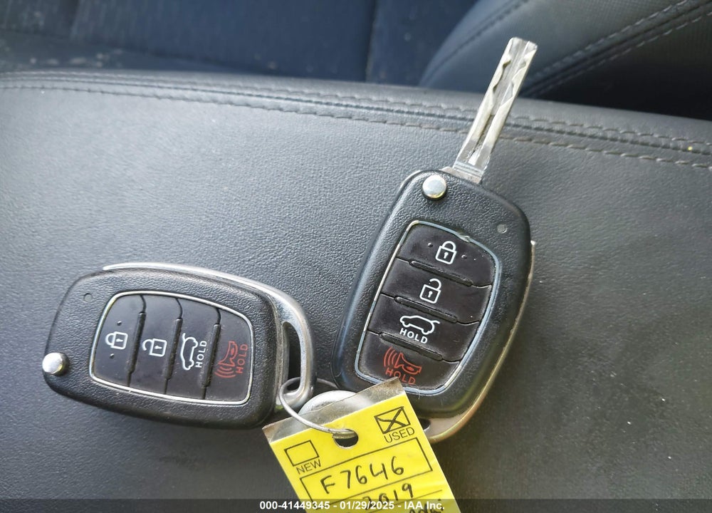 2019 HYUNDAI TUCSON SE VIN: KM8J2CA46KU919218