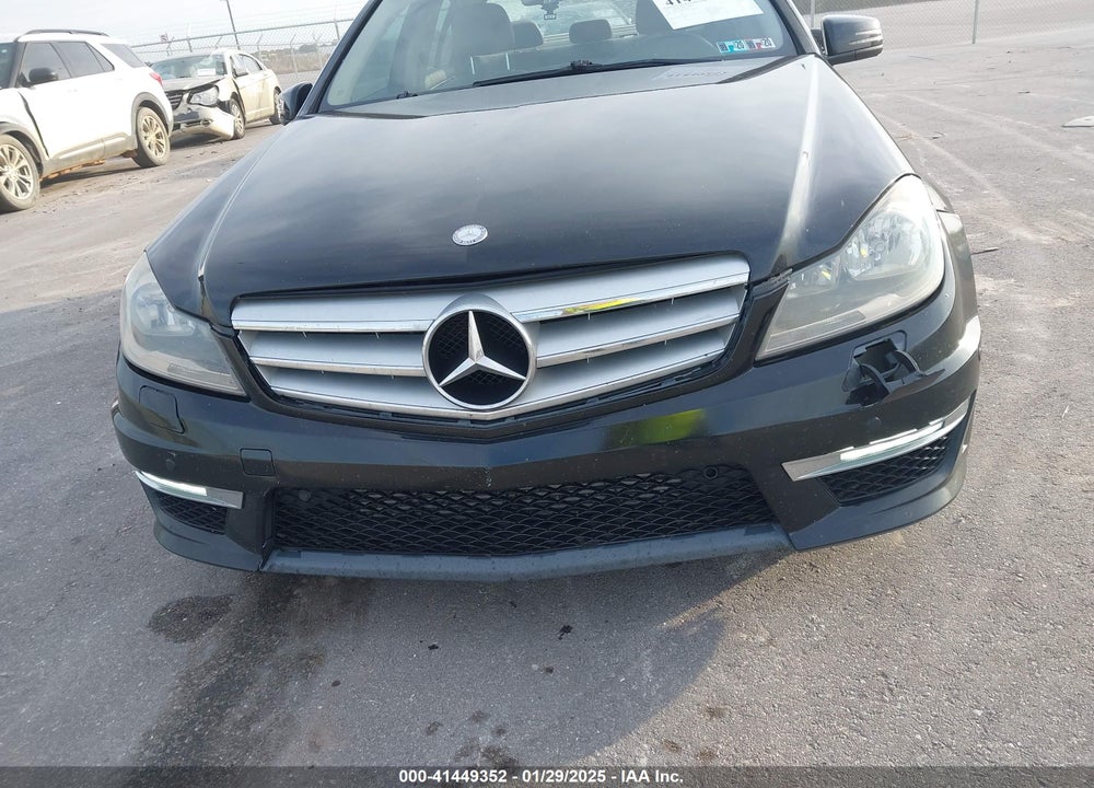 2012 MERCEDES-BENZ C 250 VIN: WDDGF4HB4CR205112