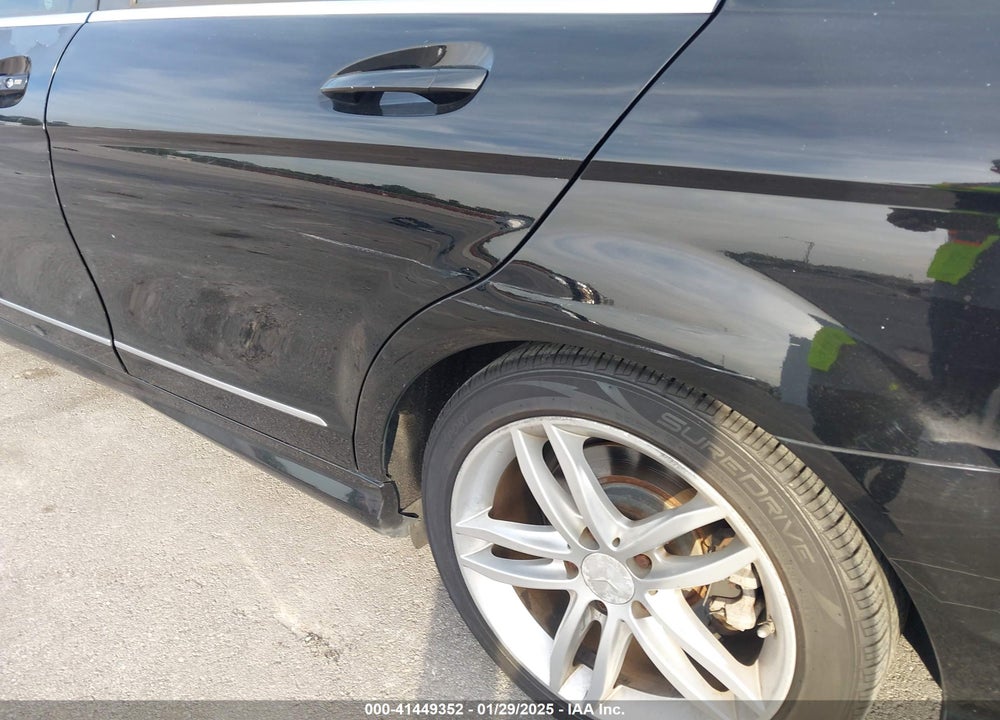 2012 MERCEDES-BENZ C 250 VIN: WDDGF4HB4CR205112