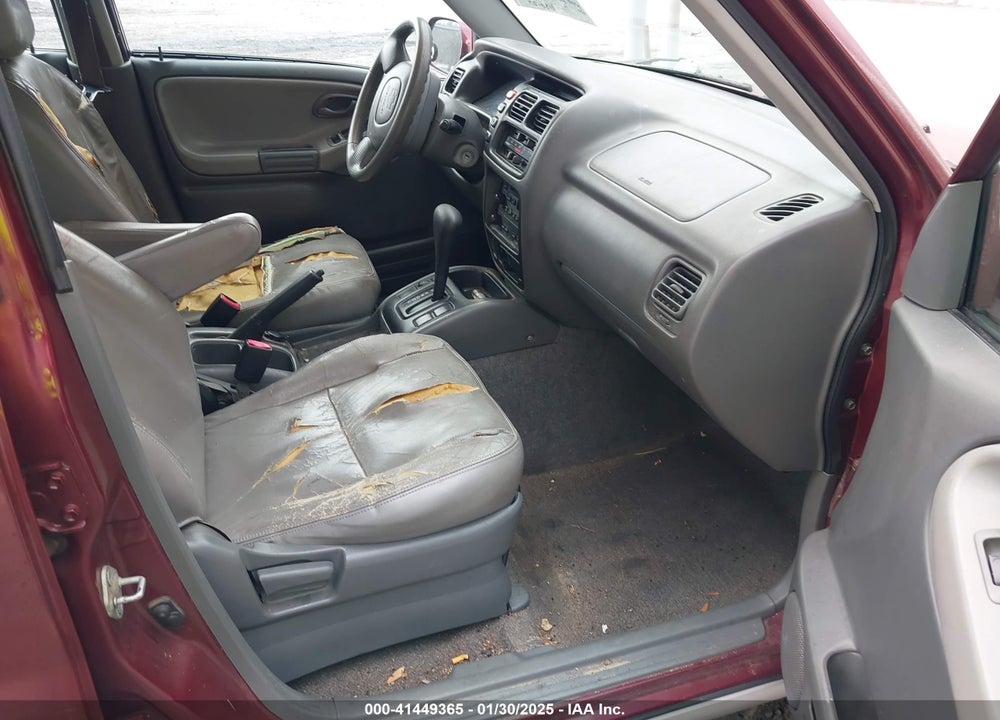2002 CHEVROLET TRACKER HARD TOP LT VIN: 2CNBE634226909892