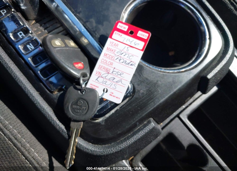 2015 GMC ACADIA SLE-1 VIN: 1GKKRNED4FJ256687