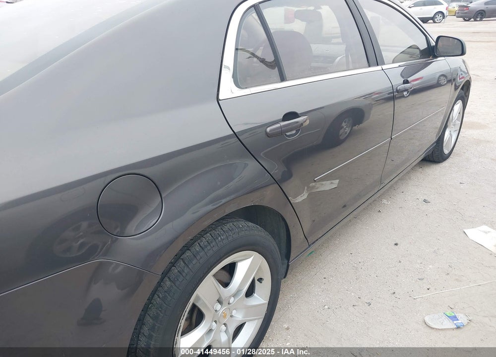 2011 CHEVROLET MALIBU VIN: 1G1ZB5E17BF224584