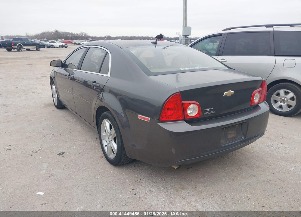 2011 CHEVROLET MALIBU VIN: 1G1ZB5E17BF224584