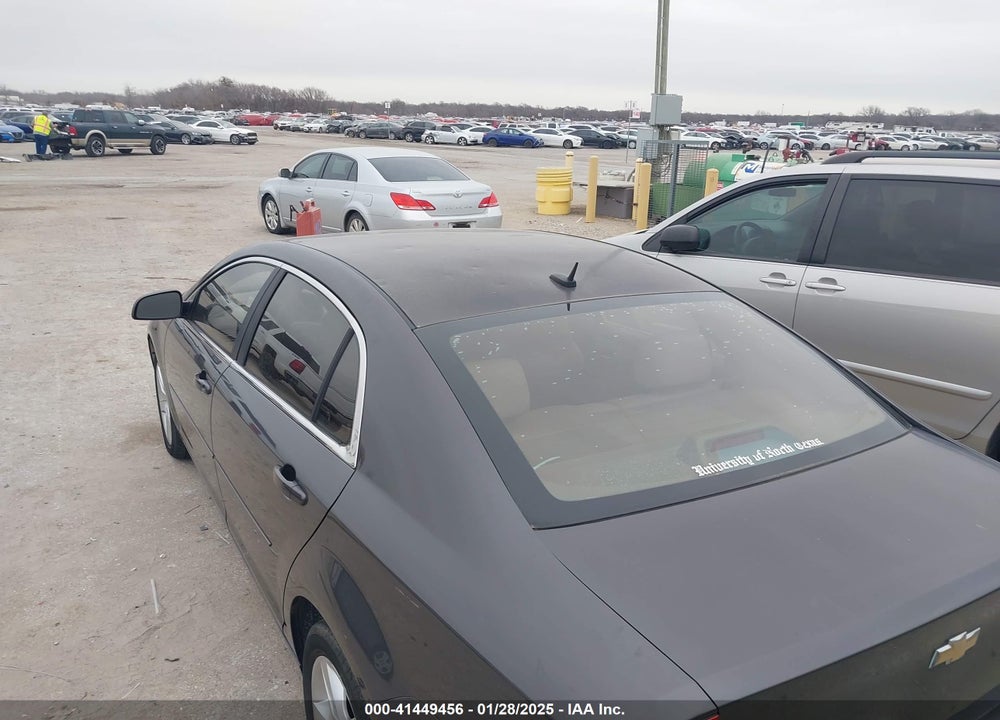 2011 CHEVROLET MALIBU VIN: 1G1ZB5E17BF224584