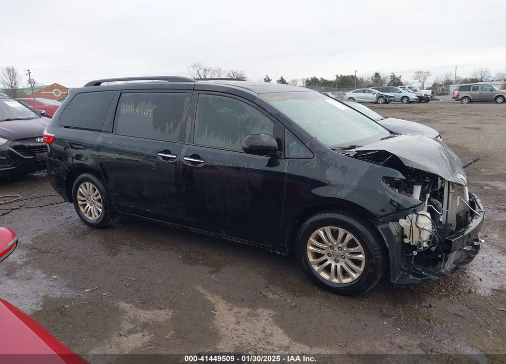 2017 TOYOTA SIENNA XLE LIMITED VIN: 5TDYZ3DC8HS790851