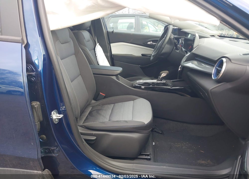 2024 CHEVROLET TRAX FWD LT VIN: KL77LHE2XRC145229