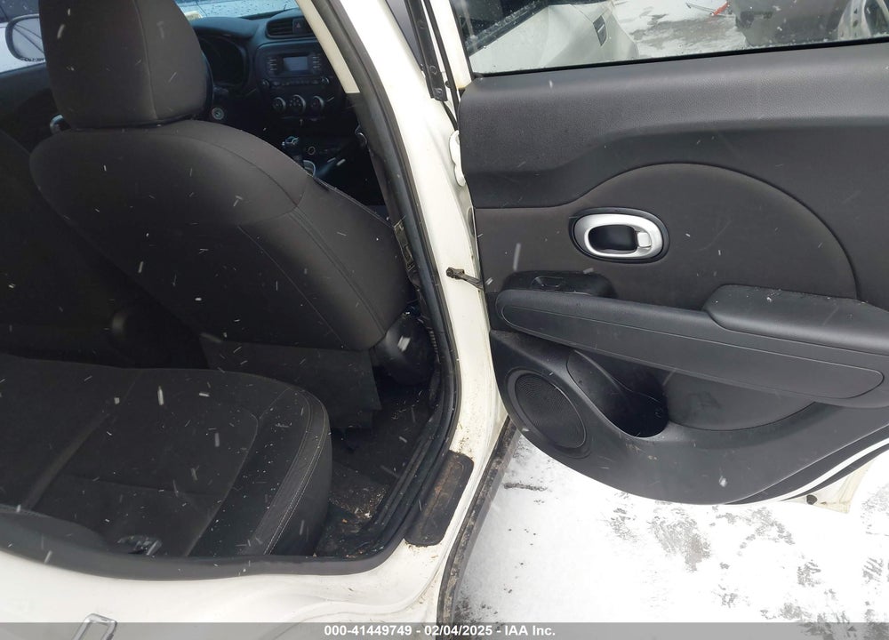 2015 KIA SOUL VIN: KNDJN2A22F7209113