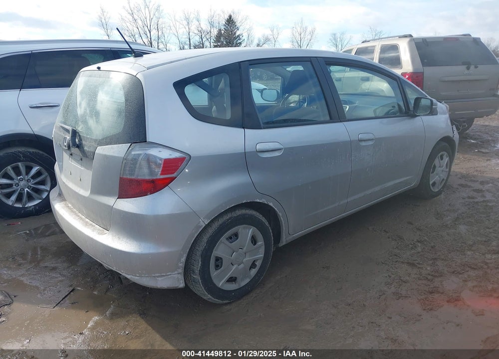 2012 HONDA FIT VIN: JHMGE8H35CS002119