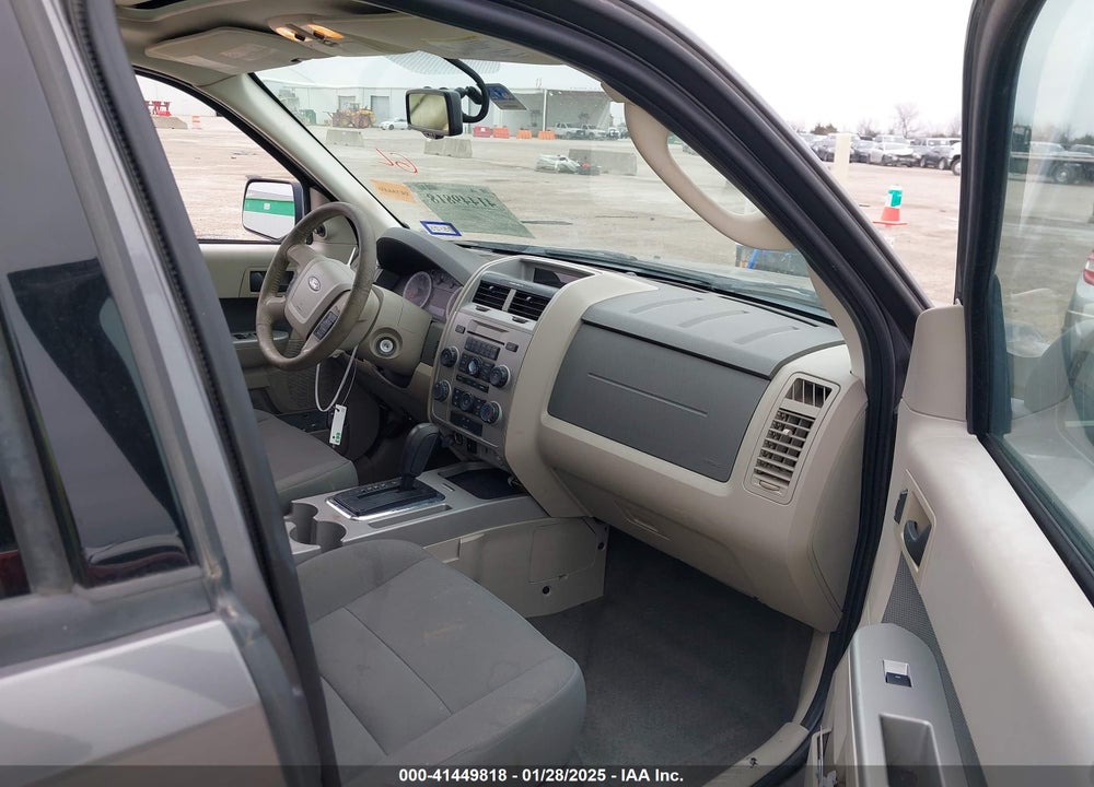 2009 FORD ESCAPE XLT VIN: 1FMCU03739KC67852