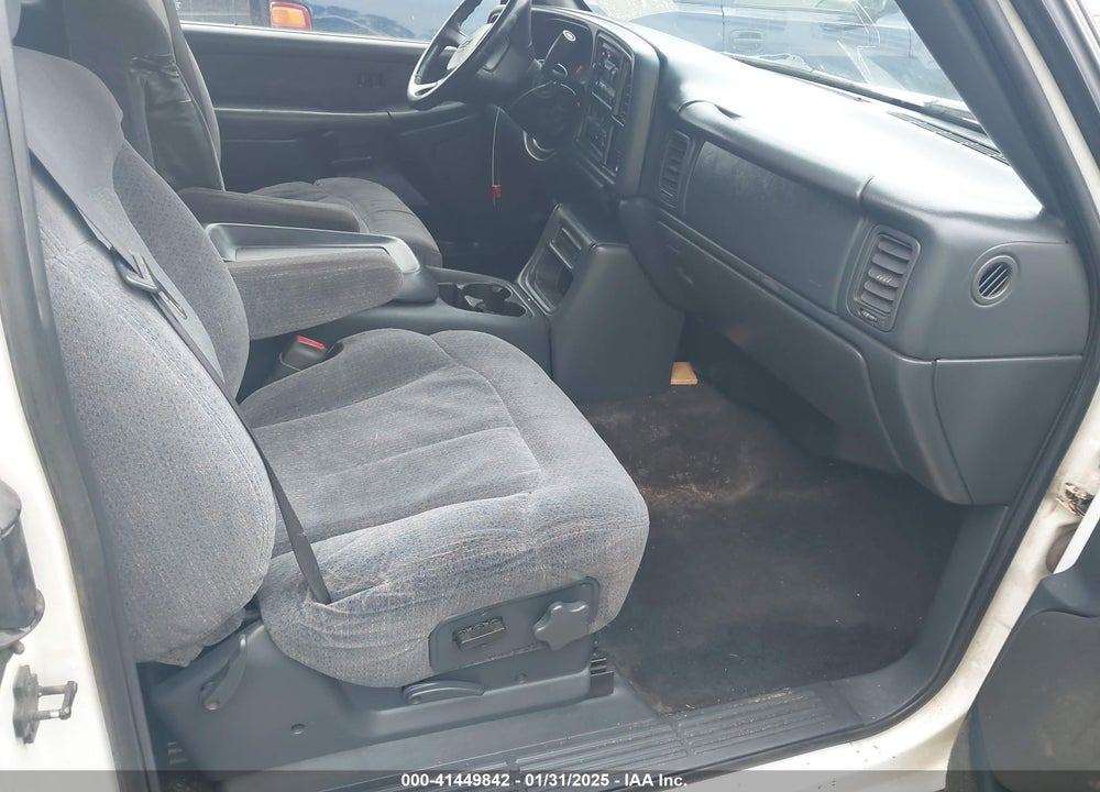 1999 CHEVROLET SILVERADO 1500 LS VIN: 1GCEC19T8XZ109599