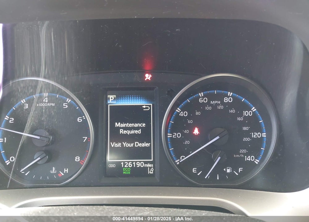 2018 TOYOTA RAV4 VIN: JTMZFREV3JJ189754