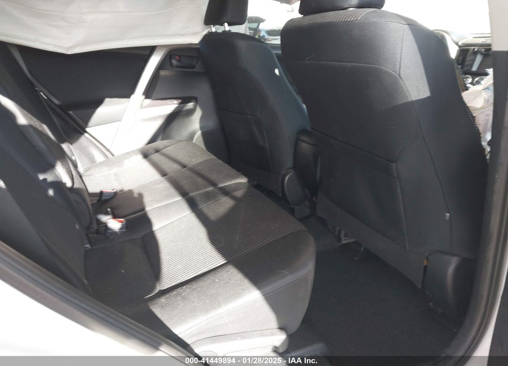 2018 TOYOTA RAV4 VIN: JTMZFREV3JJ189754