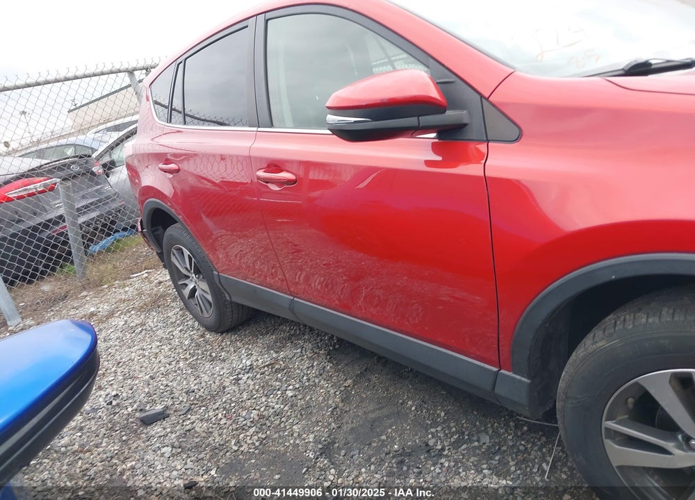 2017 TOYOTA RAV4 XLE VIN: JTMWFREV1HJ145846
