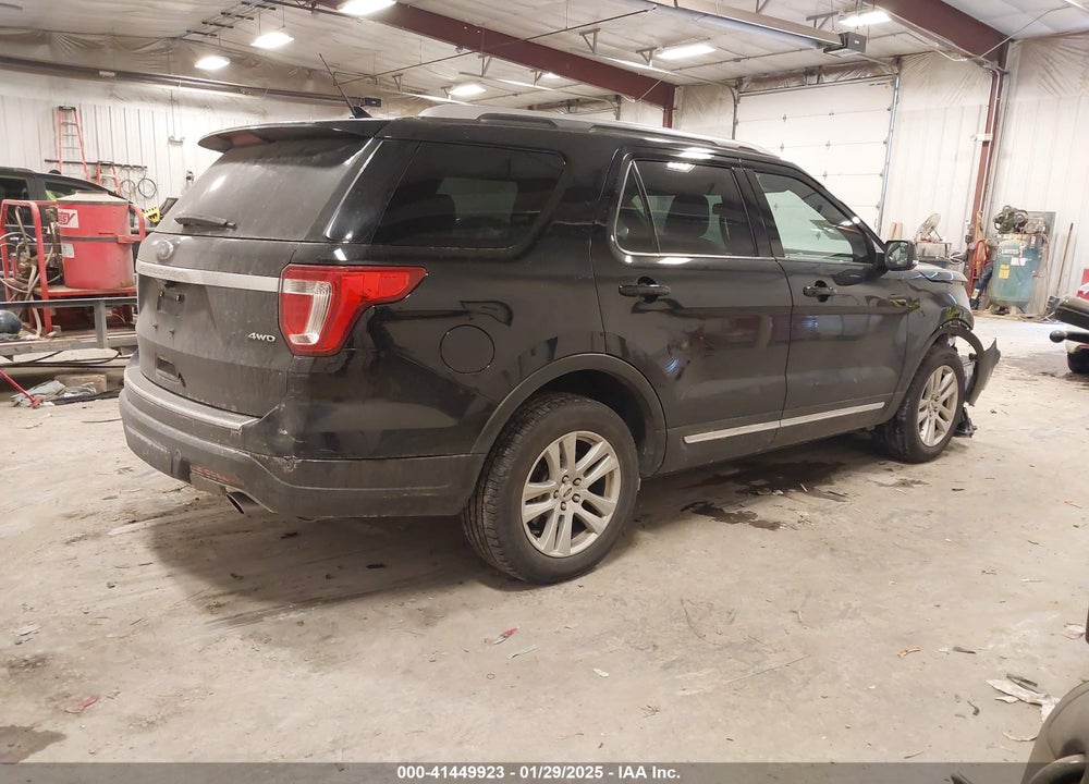 2018 FORD EXPLORER XLT VIN: 1FM5K8D87JGC68062