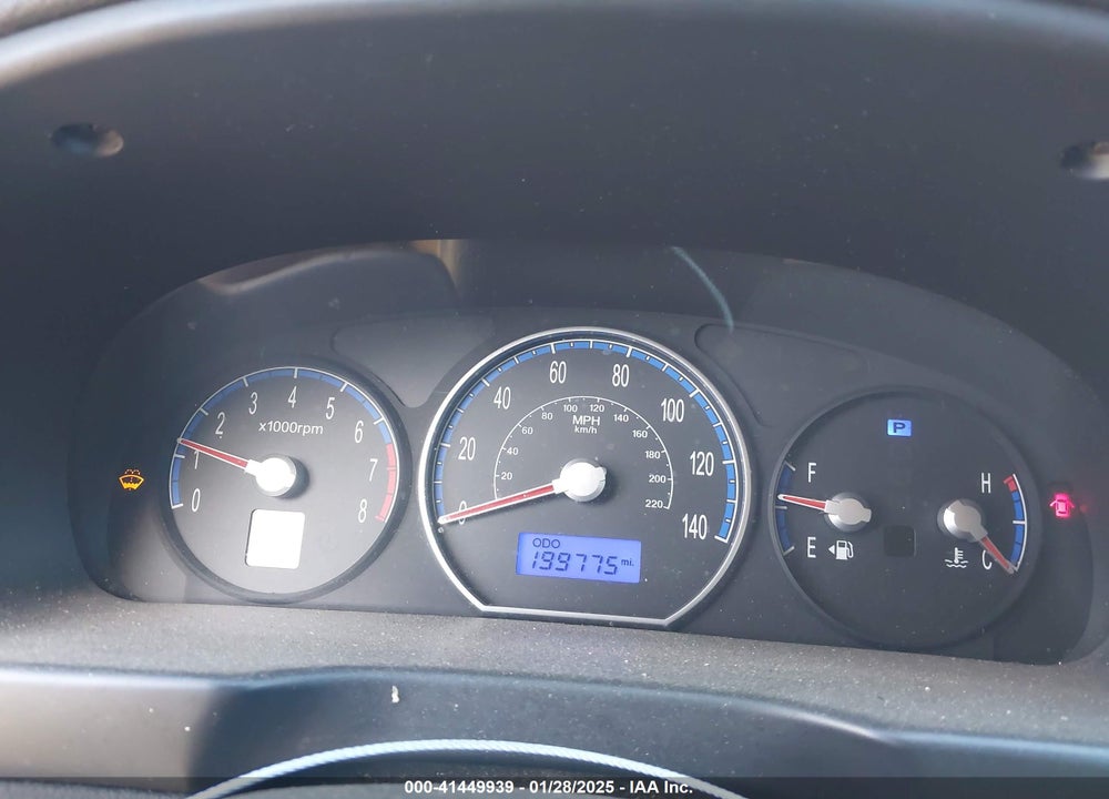 2008 HYUNDAI SANTA FE GLS VIN: 5NMSG13D58H183061