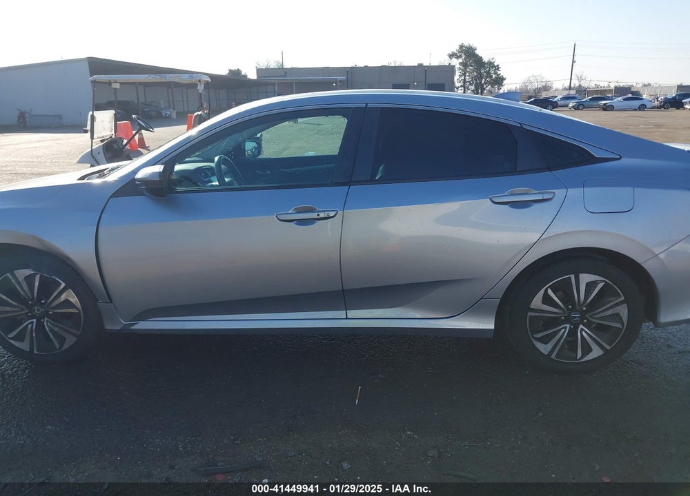 2016 HONDA CIVIC VIN: 19XFC1F75GE202992