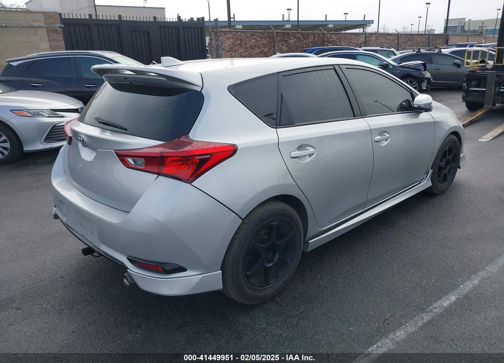 2018 TOYOTA COROLLA IM VIN: JTNKARJEXJJ558627
