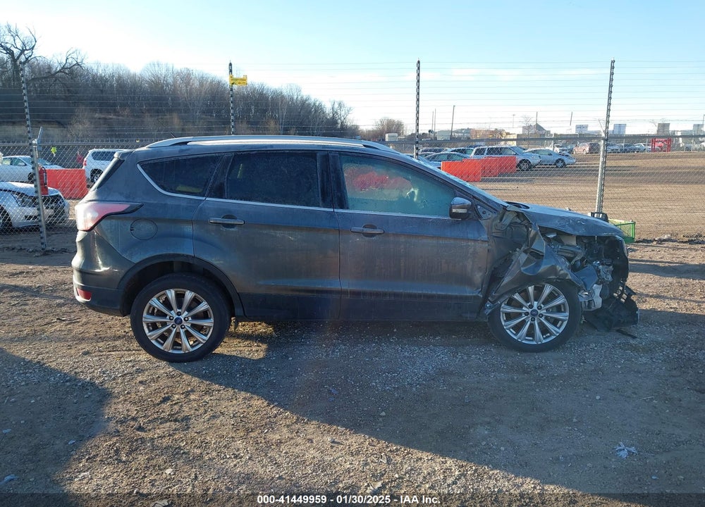 2017 FORD ESCAPE TITANIUM VIN: 1FMCU0J91HUC82454