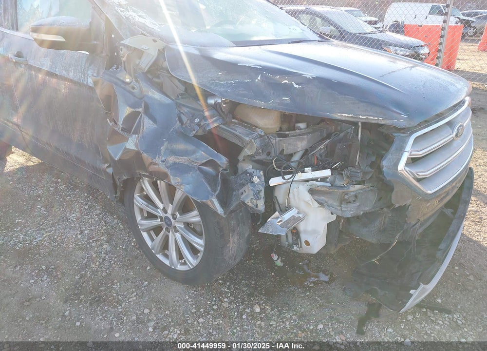 2017 FORD ESCAPE TITANIUM VIN: 1FMCU0J91HUC82454
